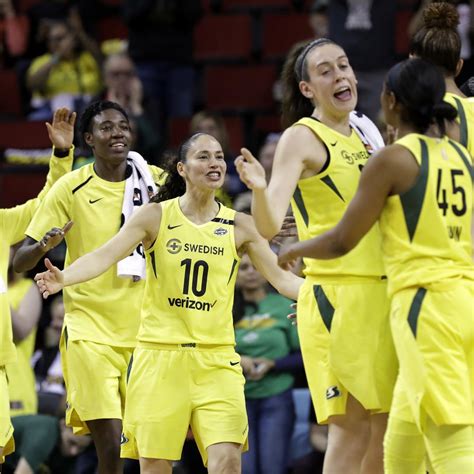 wnba live odds